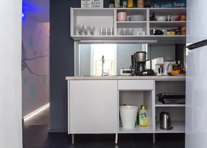 Capsulehotel Loc Hospitality Urban Den Corfu (city)