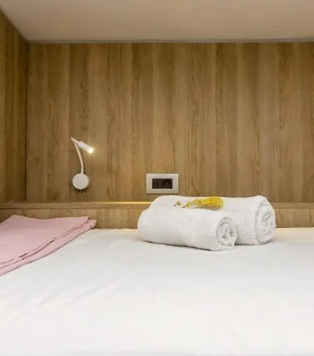 Loc Hospitality Urban Den Capsulehotel Corfu (city)