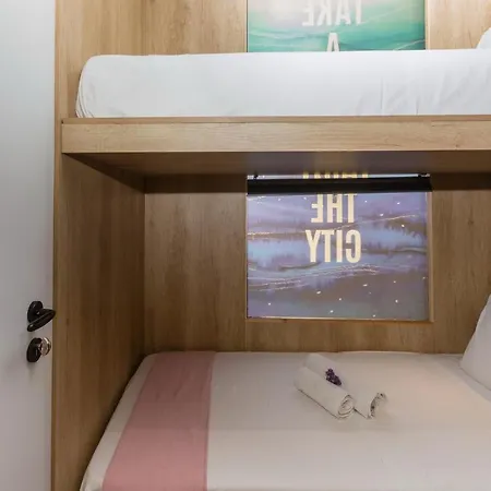 Kapslový hotel Loc Hospitality Urban Den *