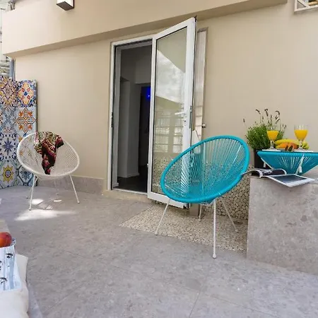 Kapslový hotel Loc Hospitality Urban Den *
