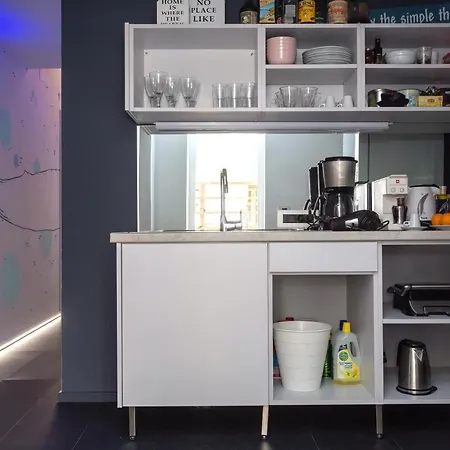 Capsule hotel Loc Hospitality Urban Den Corfu (city)