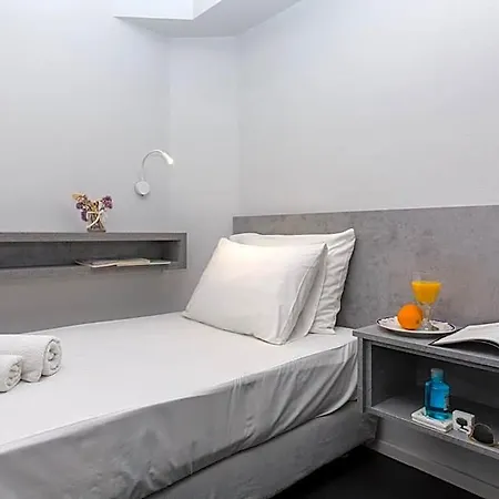 Loc Hospitality Urban Den Ξενοδοχείο με κάψουλες