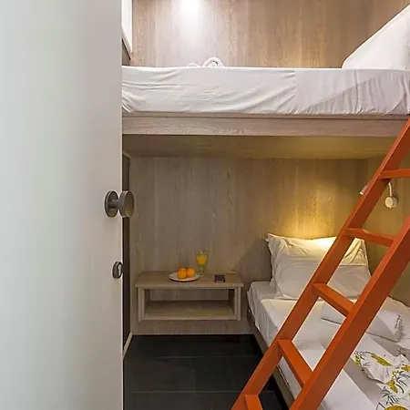 Loc Hospitality Urban Den *