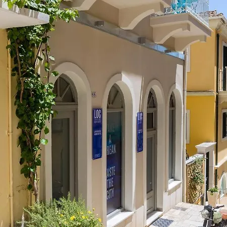 Loc Hospitality Urban Den Kapslový hotel Corfu (city)