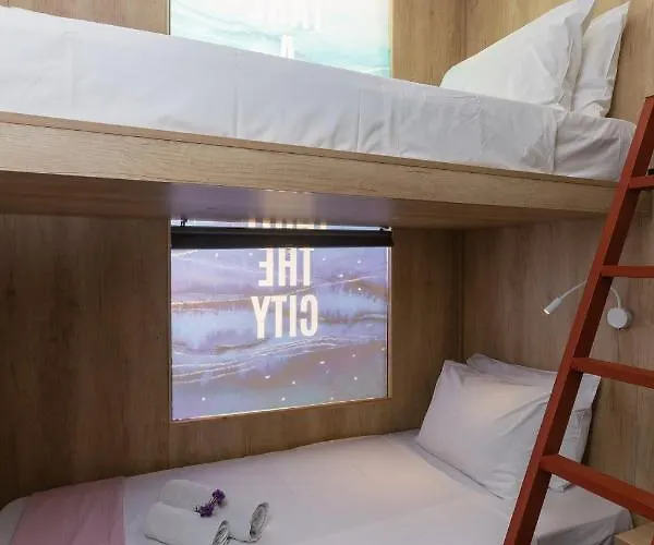 Ξενοδοχείο με κάψουλες Loc Hospitality Urban Den *